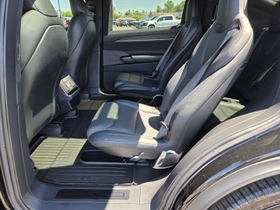 2025 Tesla Model X Base