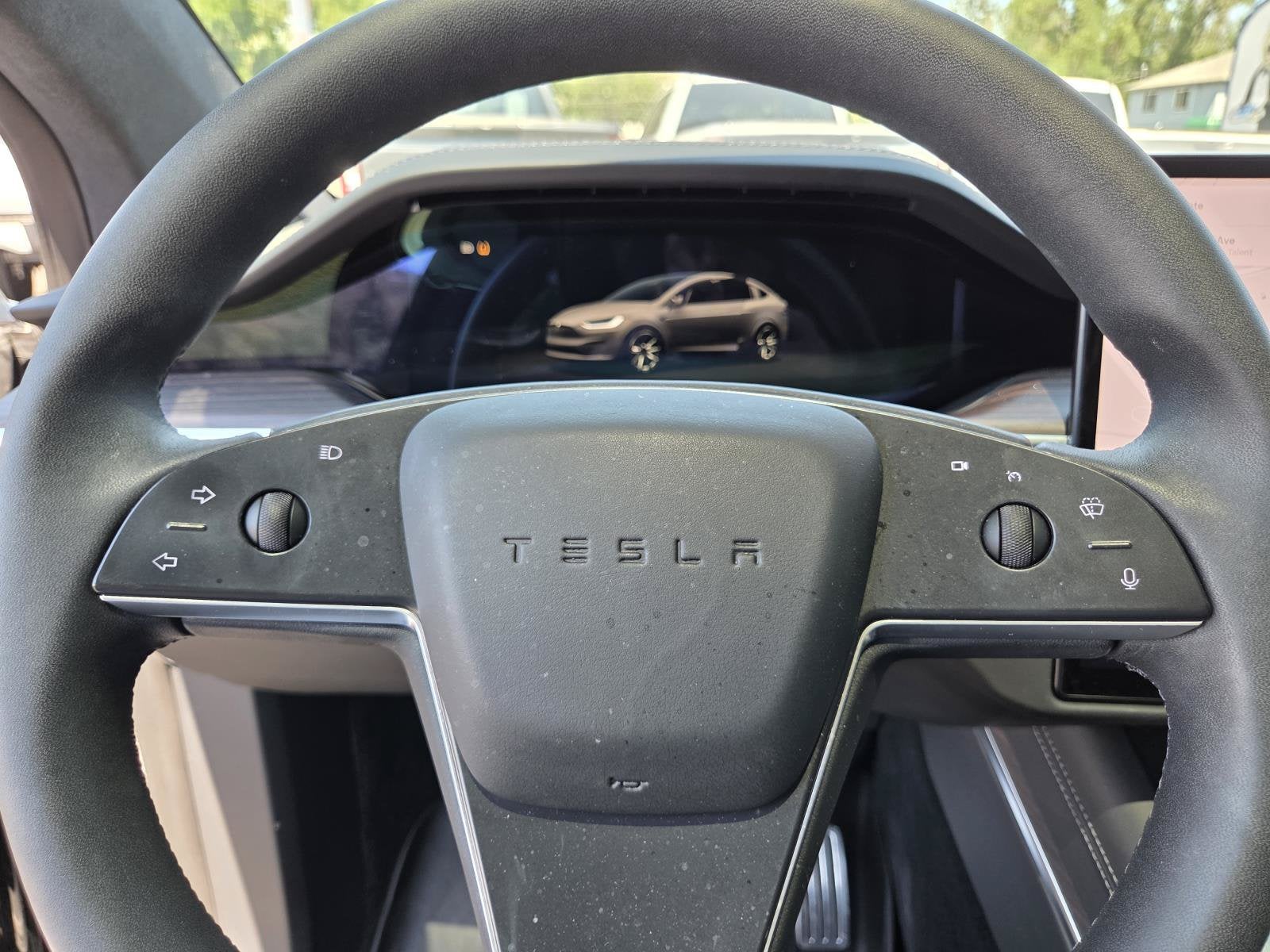 2025 Tesla Model X Base