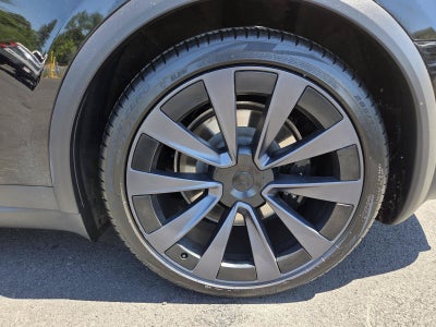 2025 Tesla Model X Base