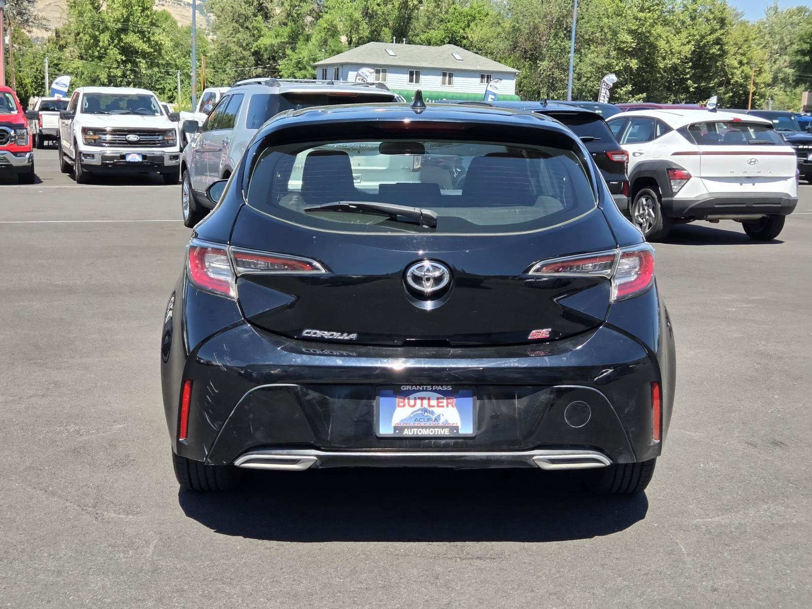 2020 Toyota Corolla Hatchback SE