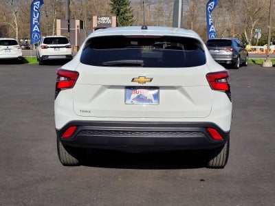 2025 Chevrolet Trax LS