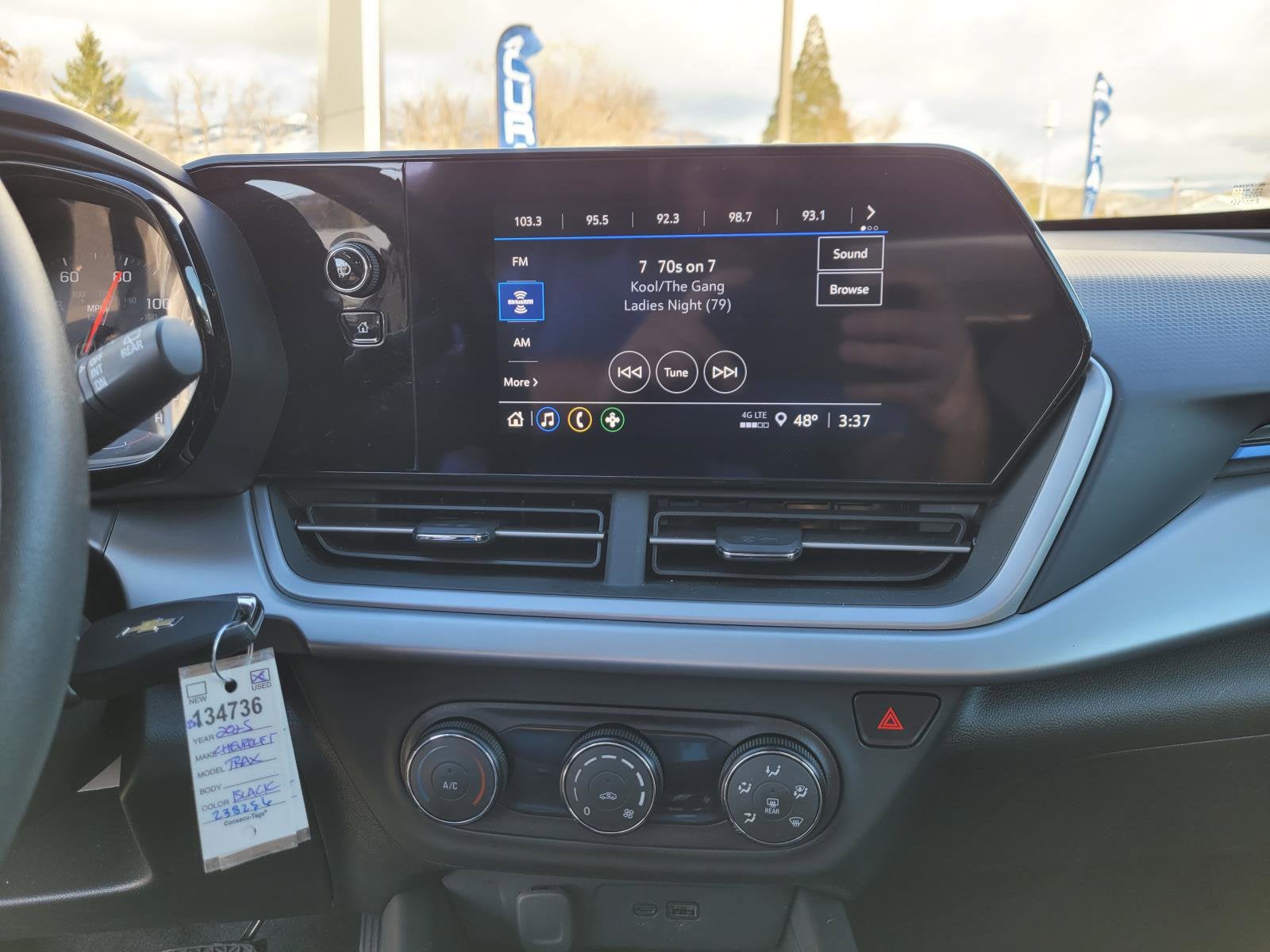 2025 Chevrolet Trax LS