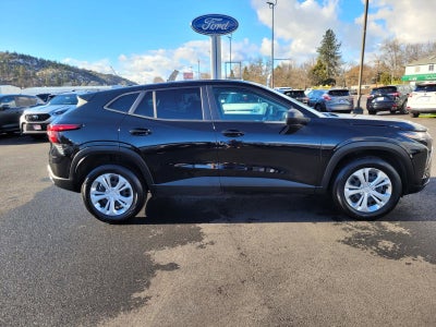 2025 Chevrolet Trax LS