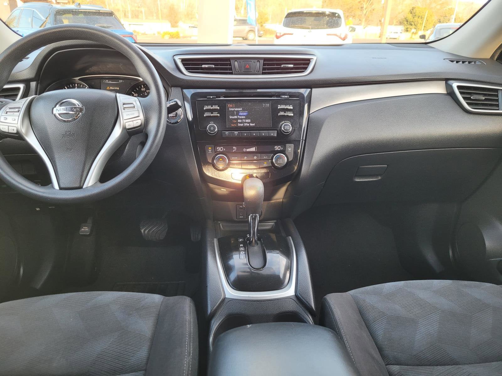 2016 Nissan Rogue SV