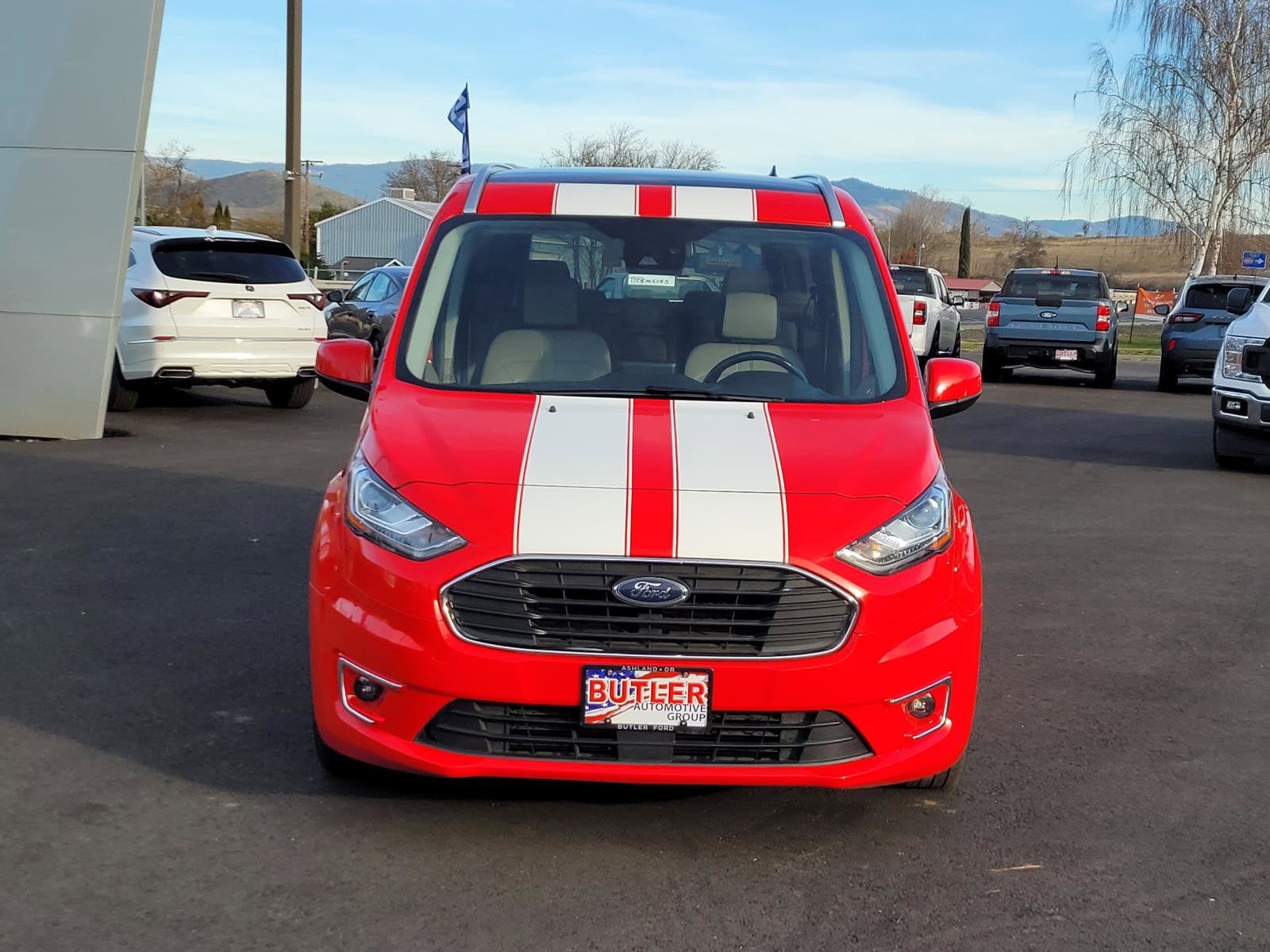 2022 Ford Transit Connect Wagon Titanium