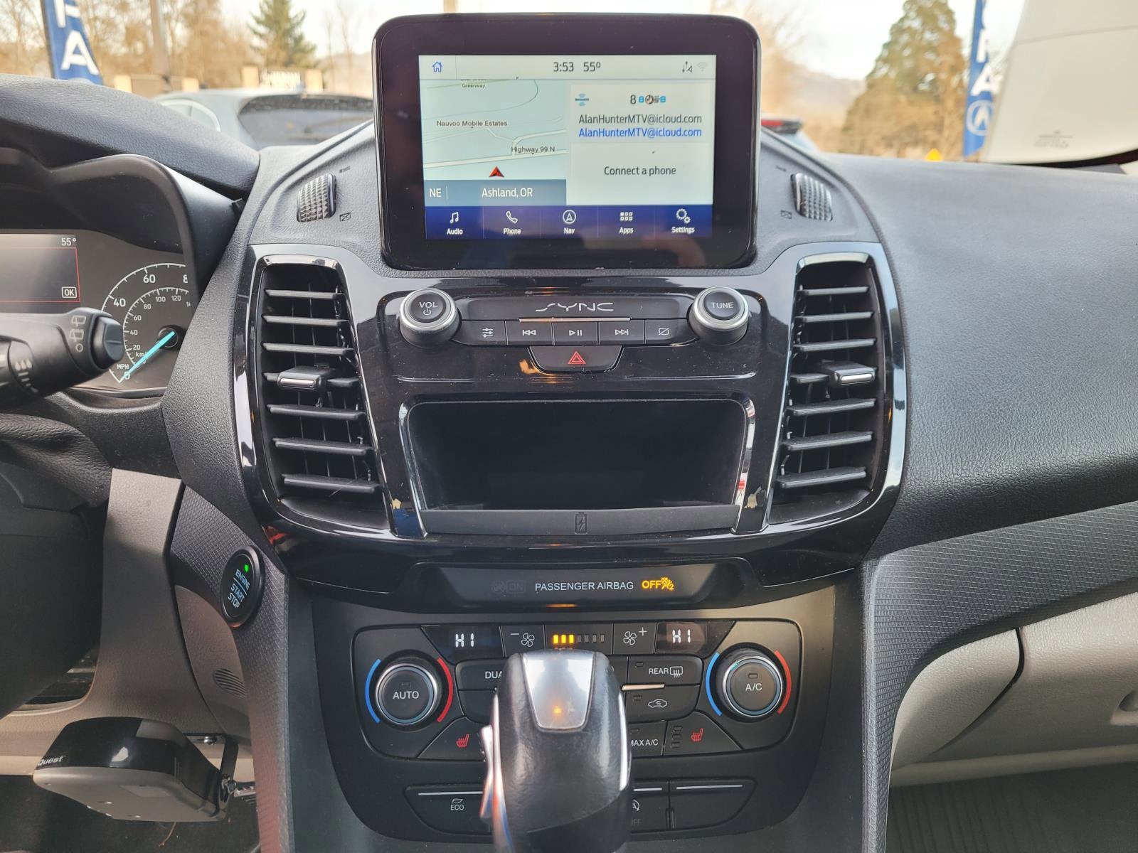 2022 Ford Transit Connect Wagon Titanium