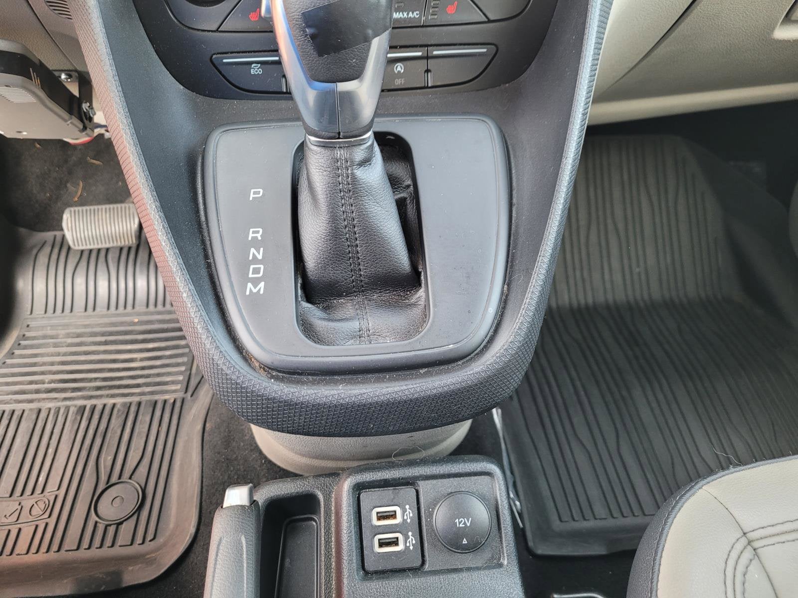 2022 Ford Transit Connect Wagon Titanium