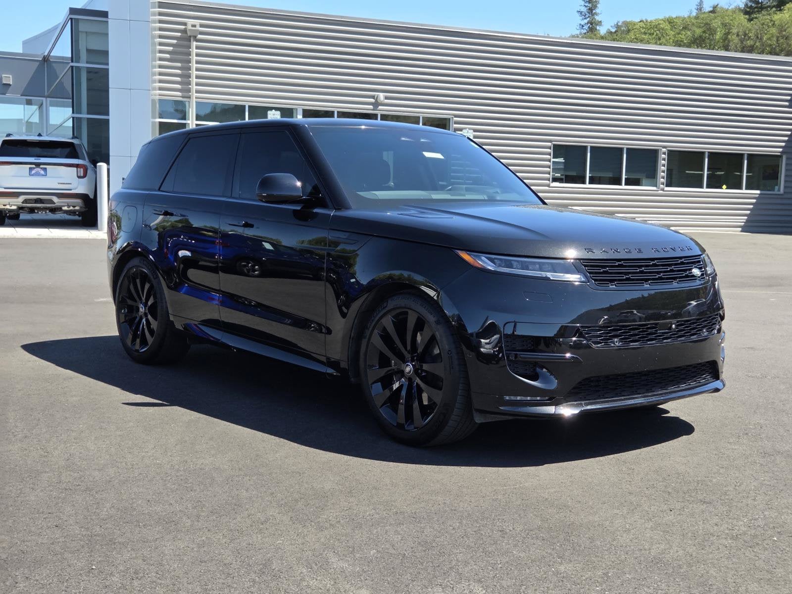 2025 Land Rover Range Rover Sport Dynamic SE