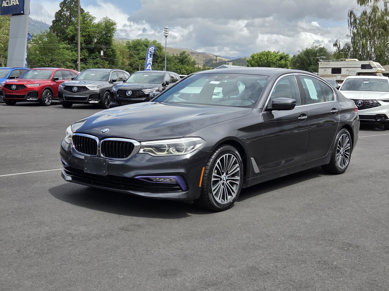 2017 BMW 5 Series 540i xDrive Sedan's photo