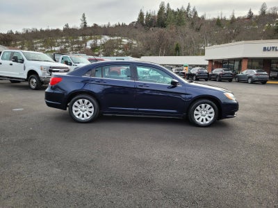 2014 Chrysler 200 LX