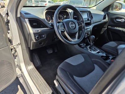 2016 Jeep Cherokee Sport