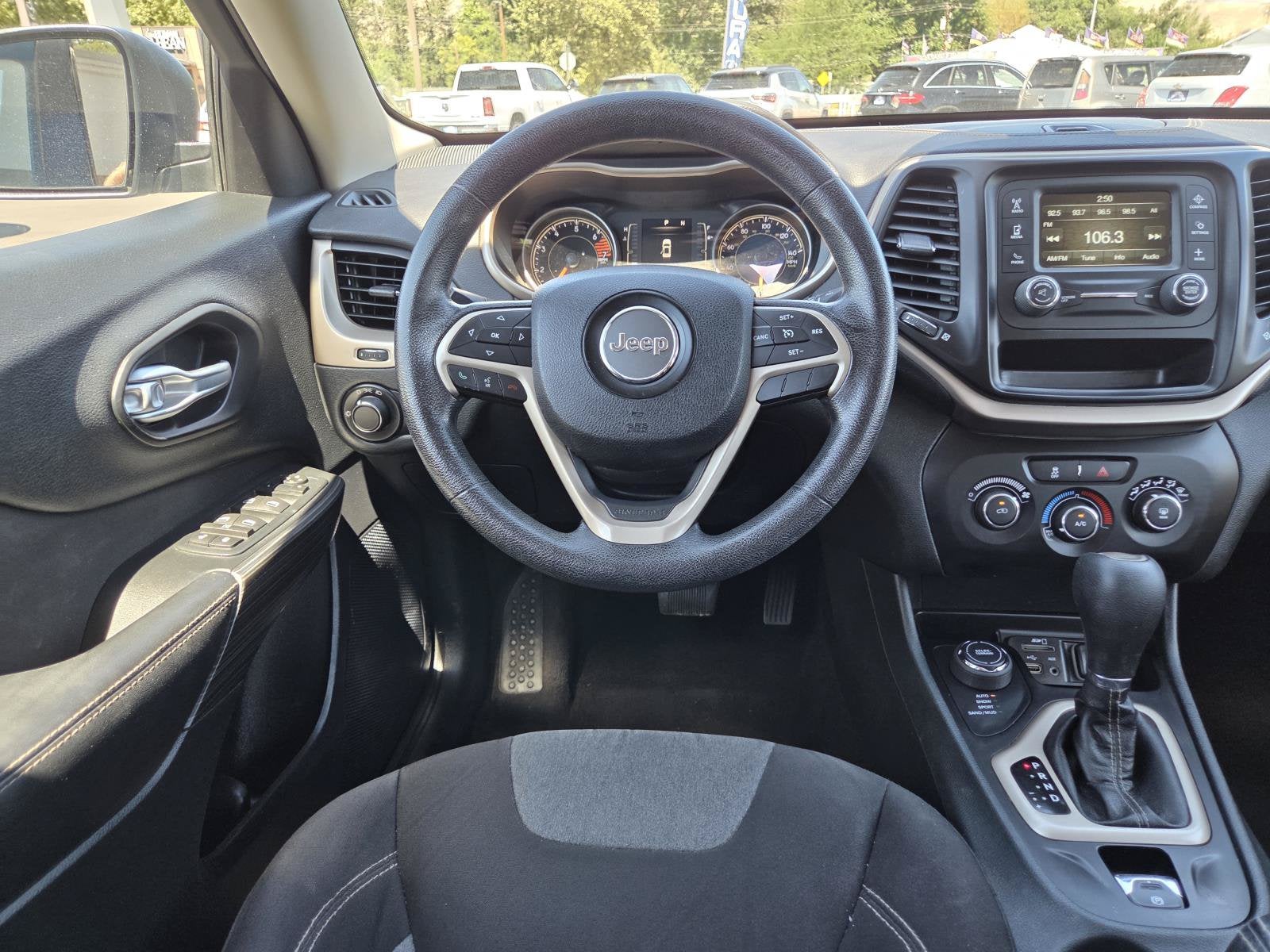 2016 Jeep Cherokee Sport