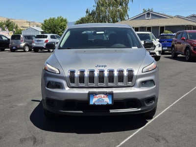 2016 Jeep Cherokee Sport