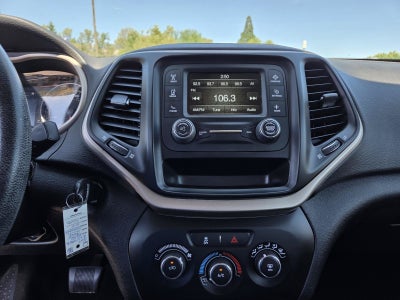 2016 Jeep Cherokee Sport