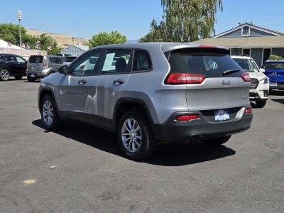 2016 Jeep Cherokee Sport