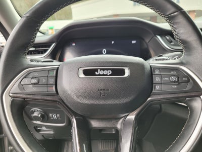 2022 Jeep Grand Cherokee L Laredo