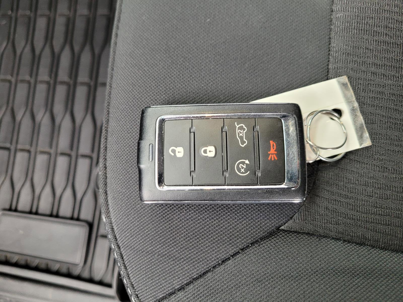 2022 Jeep Grand Cherokee L Laredo