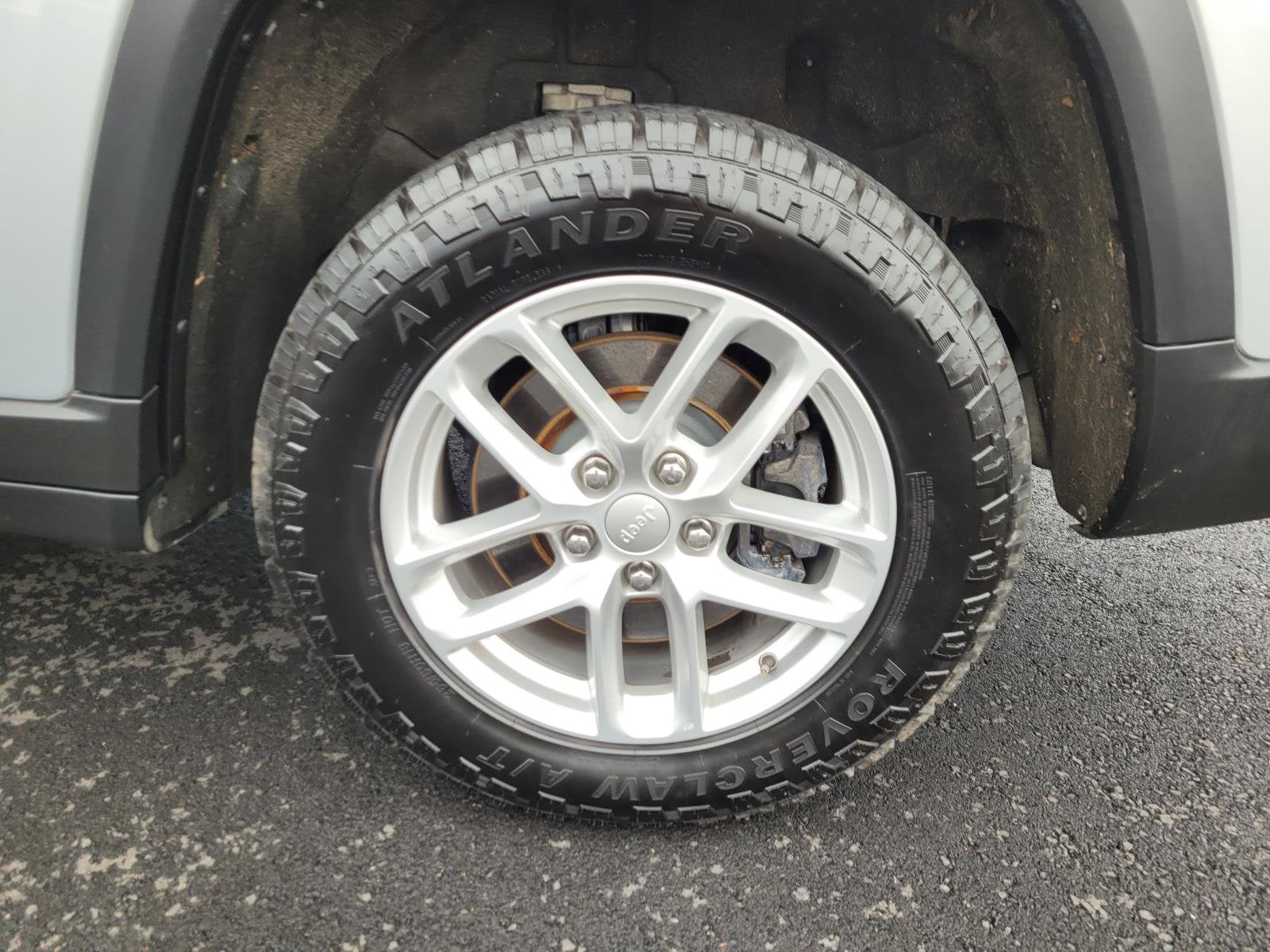 2022 Jeep Grand Cherokee L Laredo