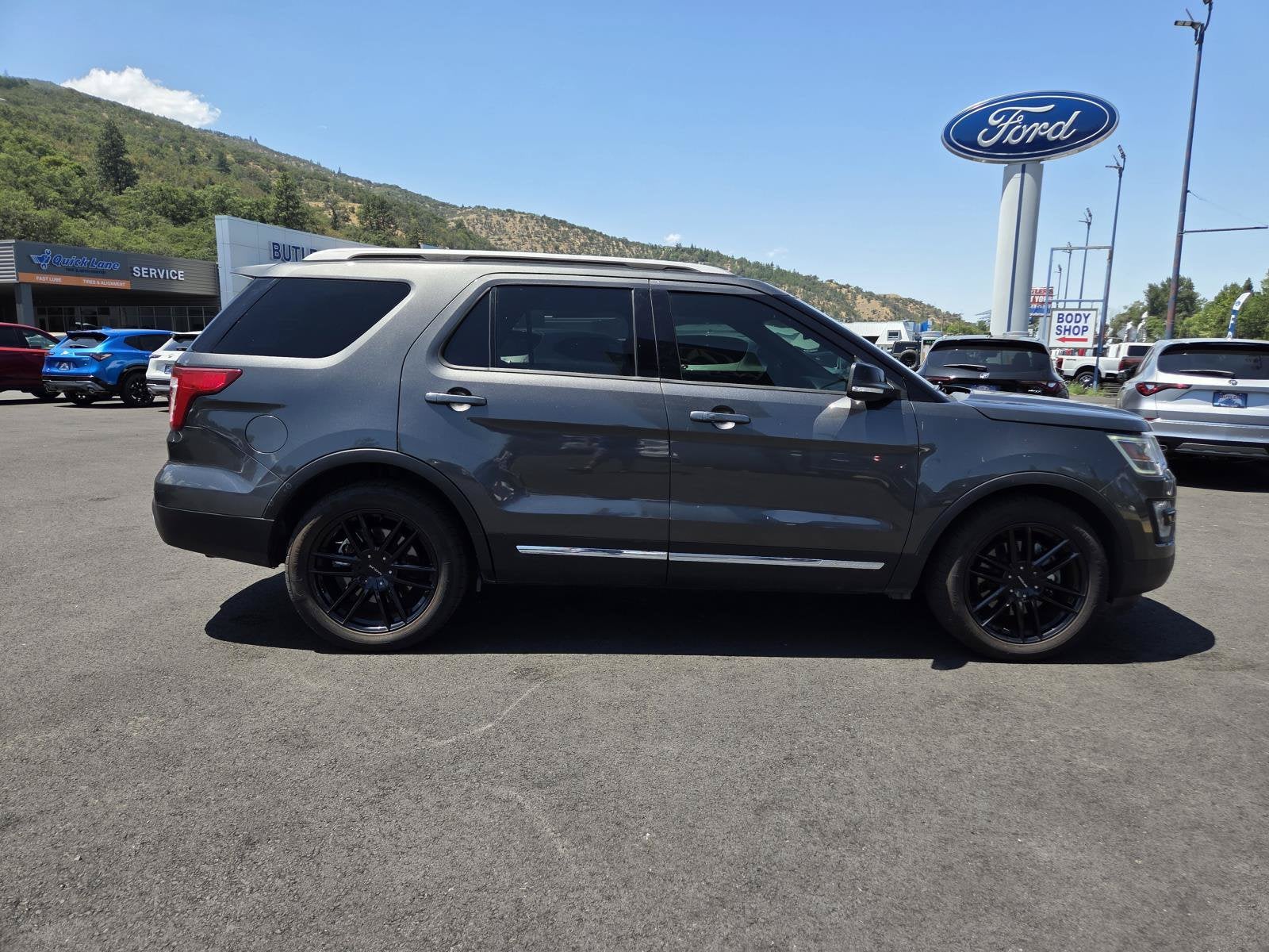 2017 Ford Explorer XLT