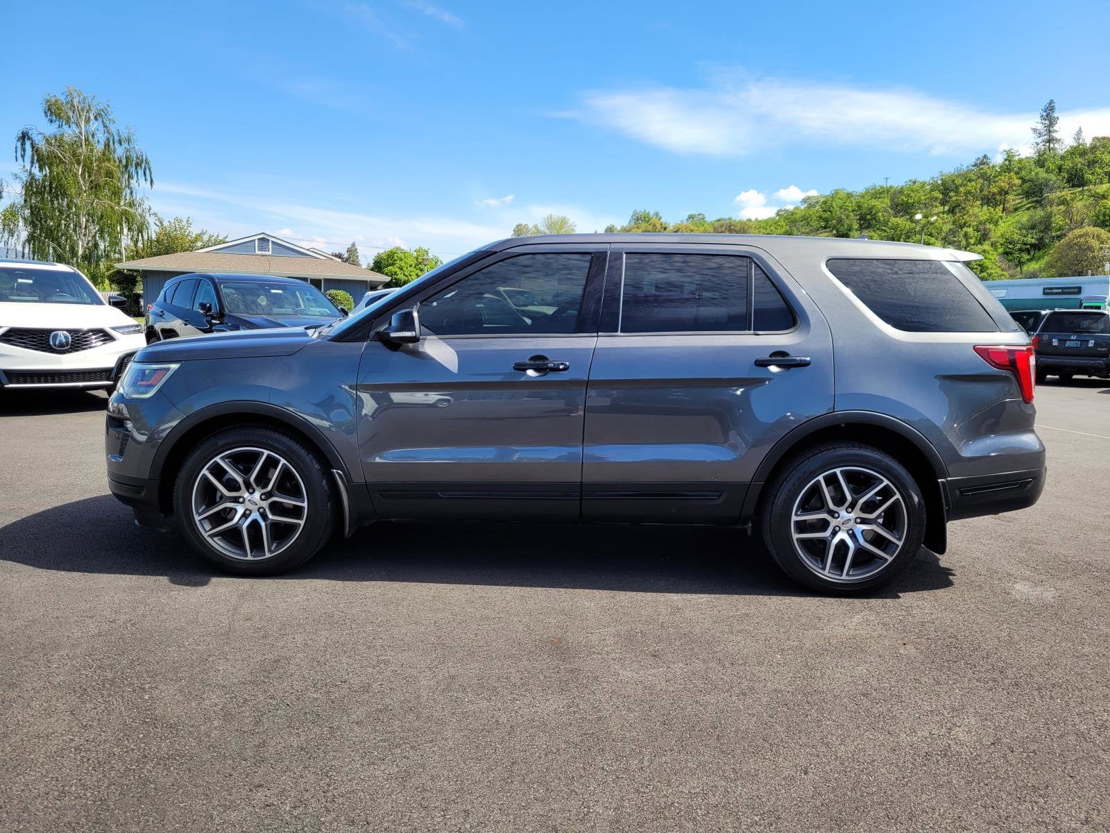2019 Ford Explorer Sport