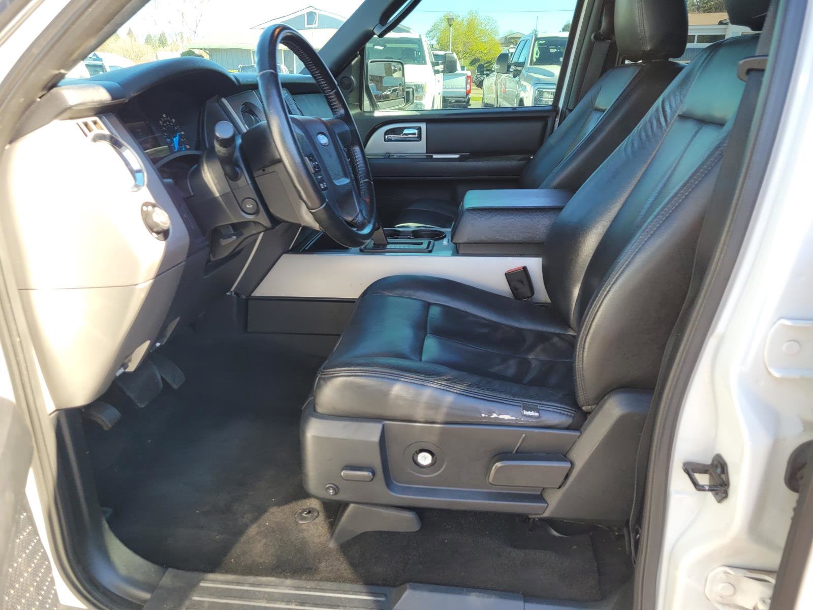 2017 Ford Expedition EL XLT