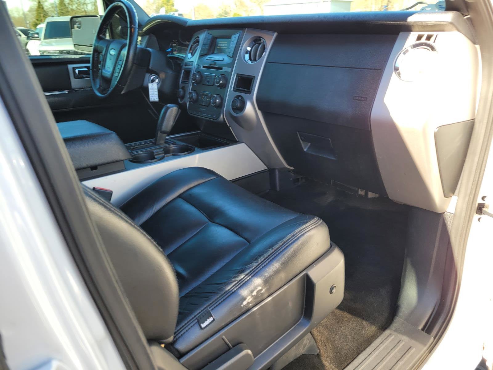 2017 Ford Expedition EL XLT