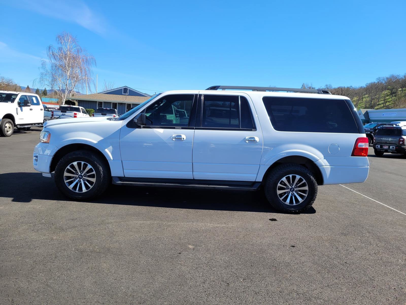 2017 Ford Expedition EL XLT
