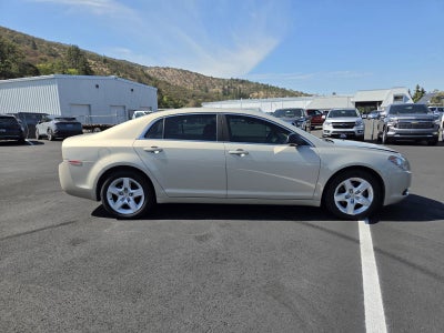 2011 Chevrolet Malibu LS w/1FL