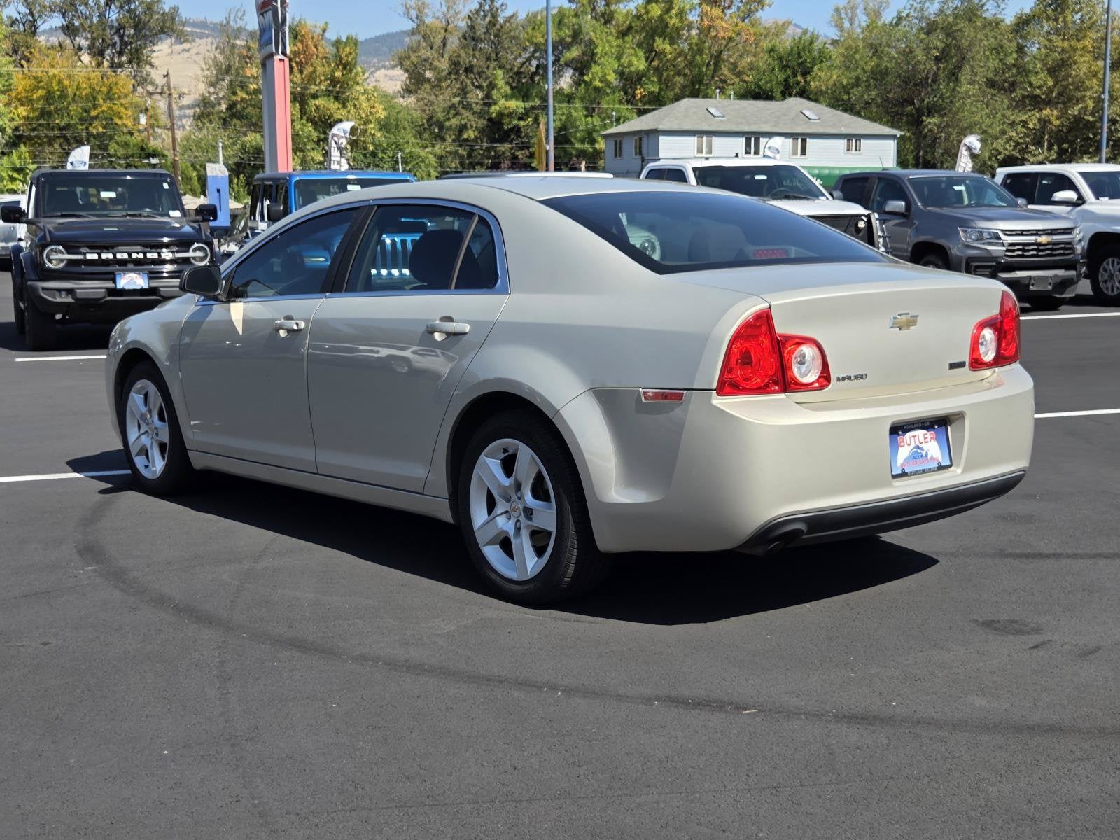 2011 Chevrolet Malibu LS w/1FL