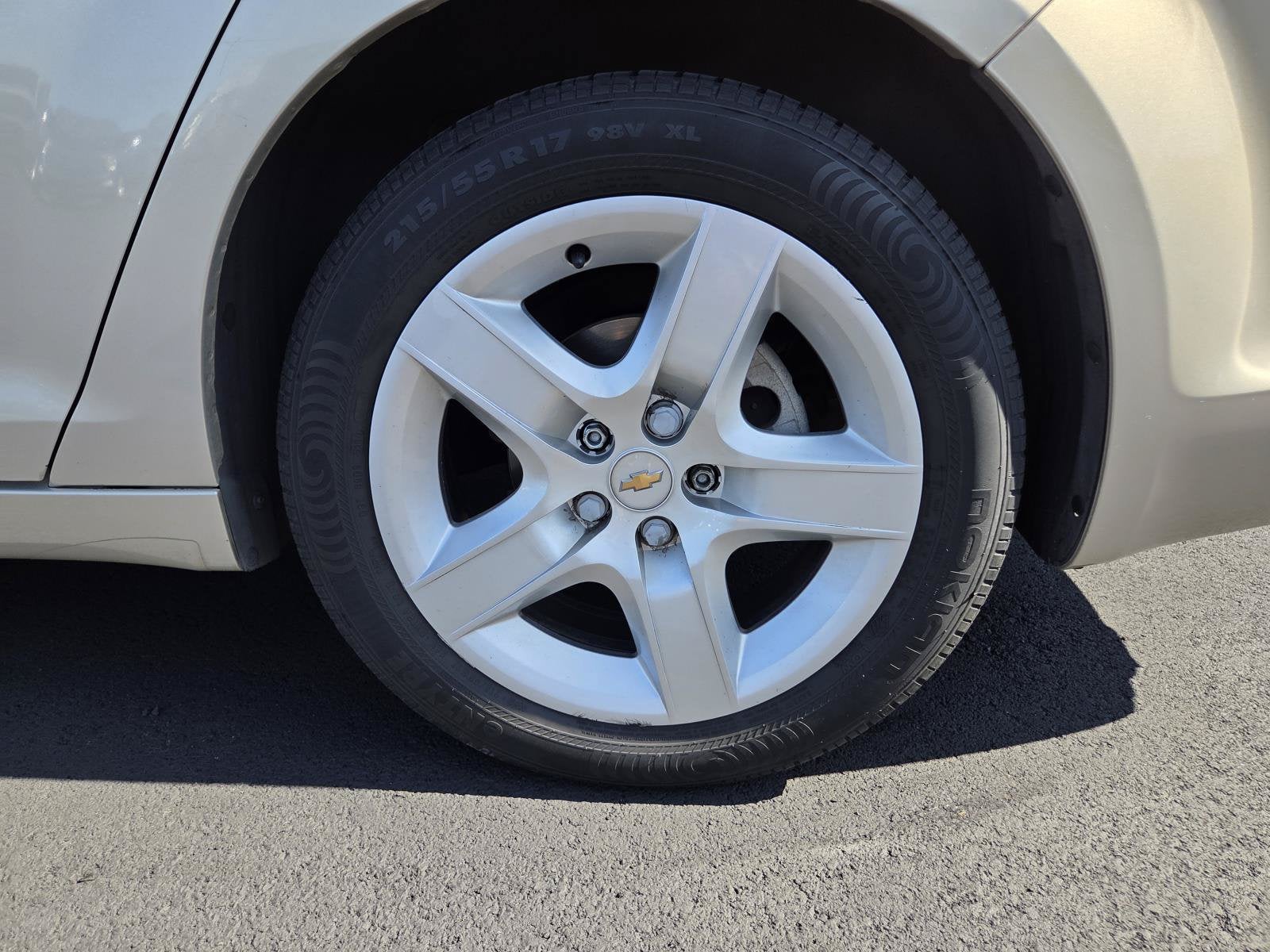 2011 Chevrolet Malibu LS w/1FL