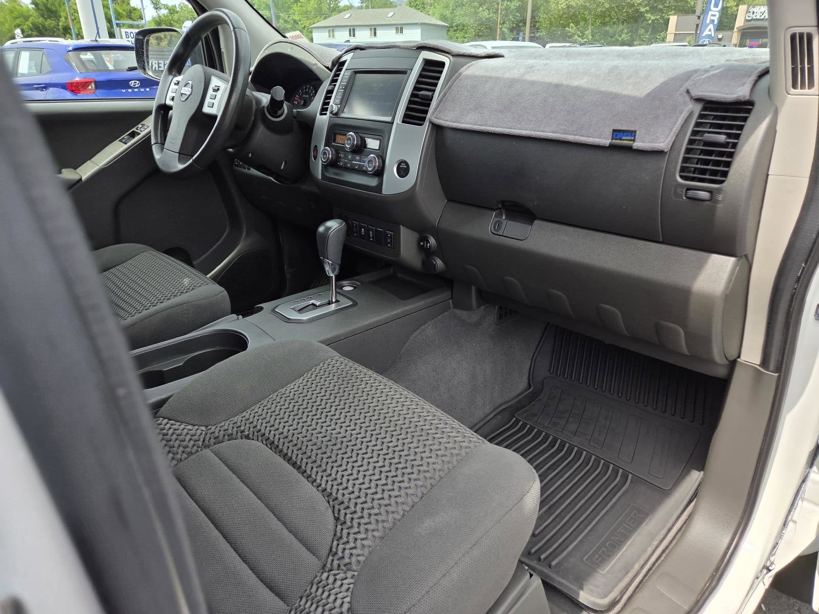 2020 Nissan Frontier SV