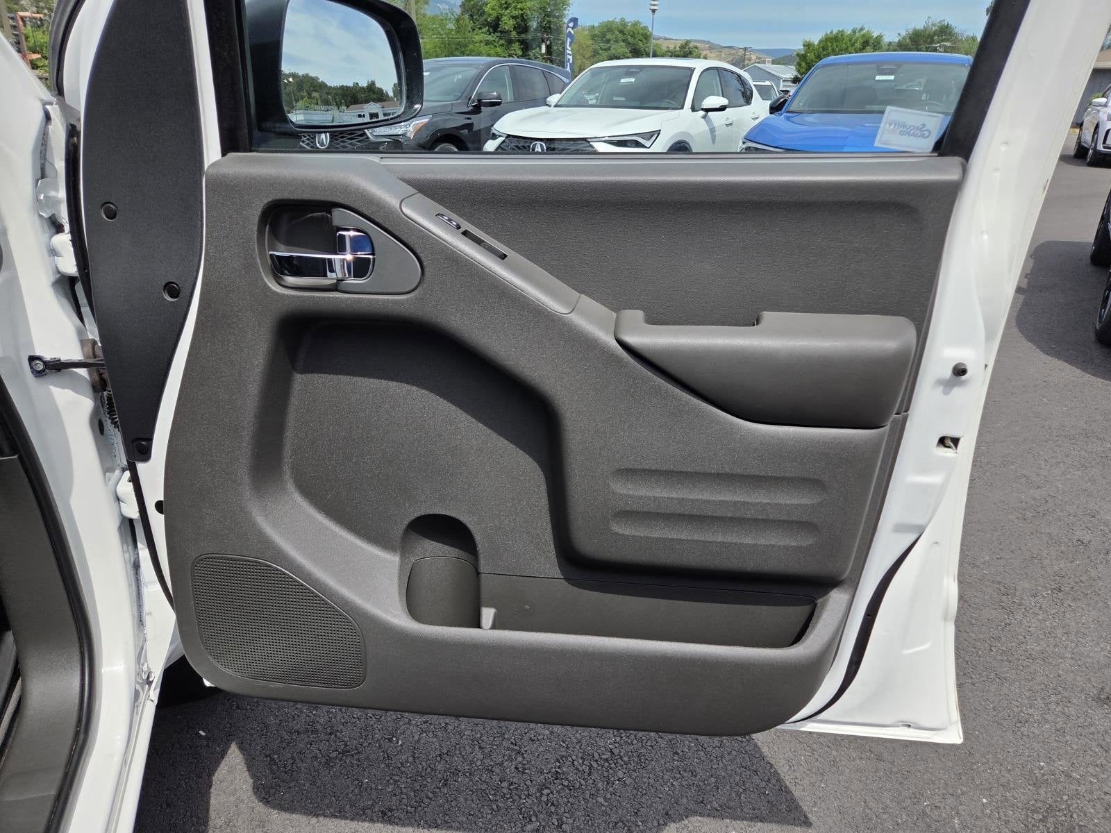 2020 Nissan Frontier SV
