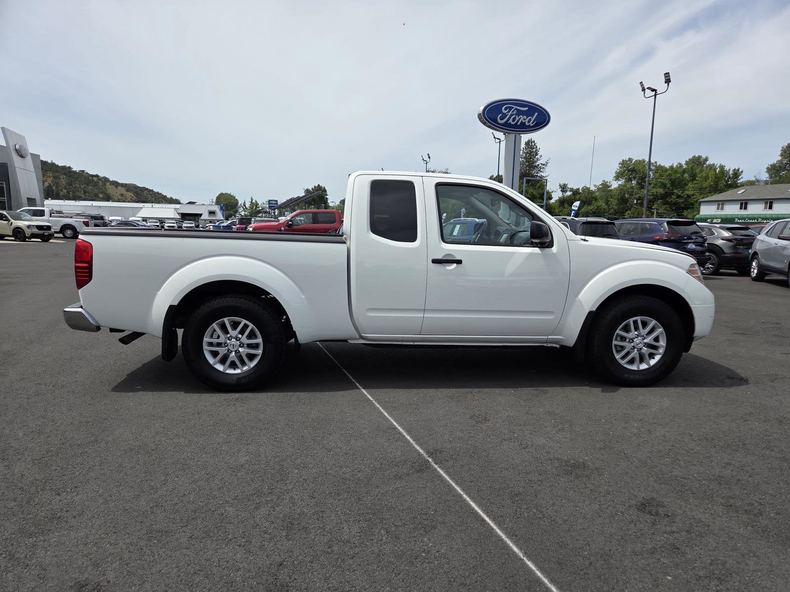 2020 Nissan Frontier SV