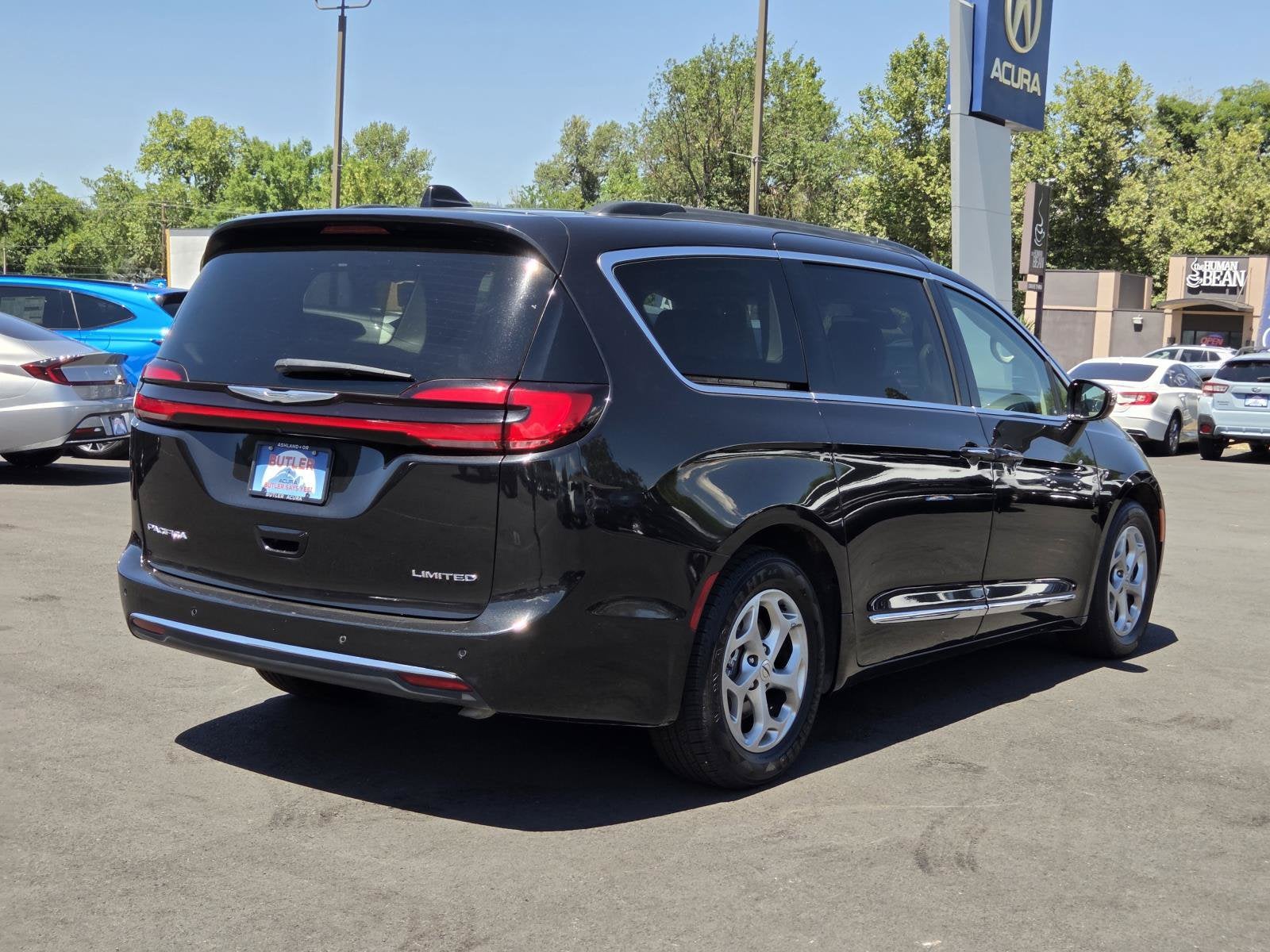 2023 Chrysler Pacifica Limited