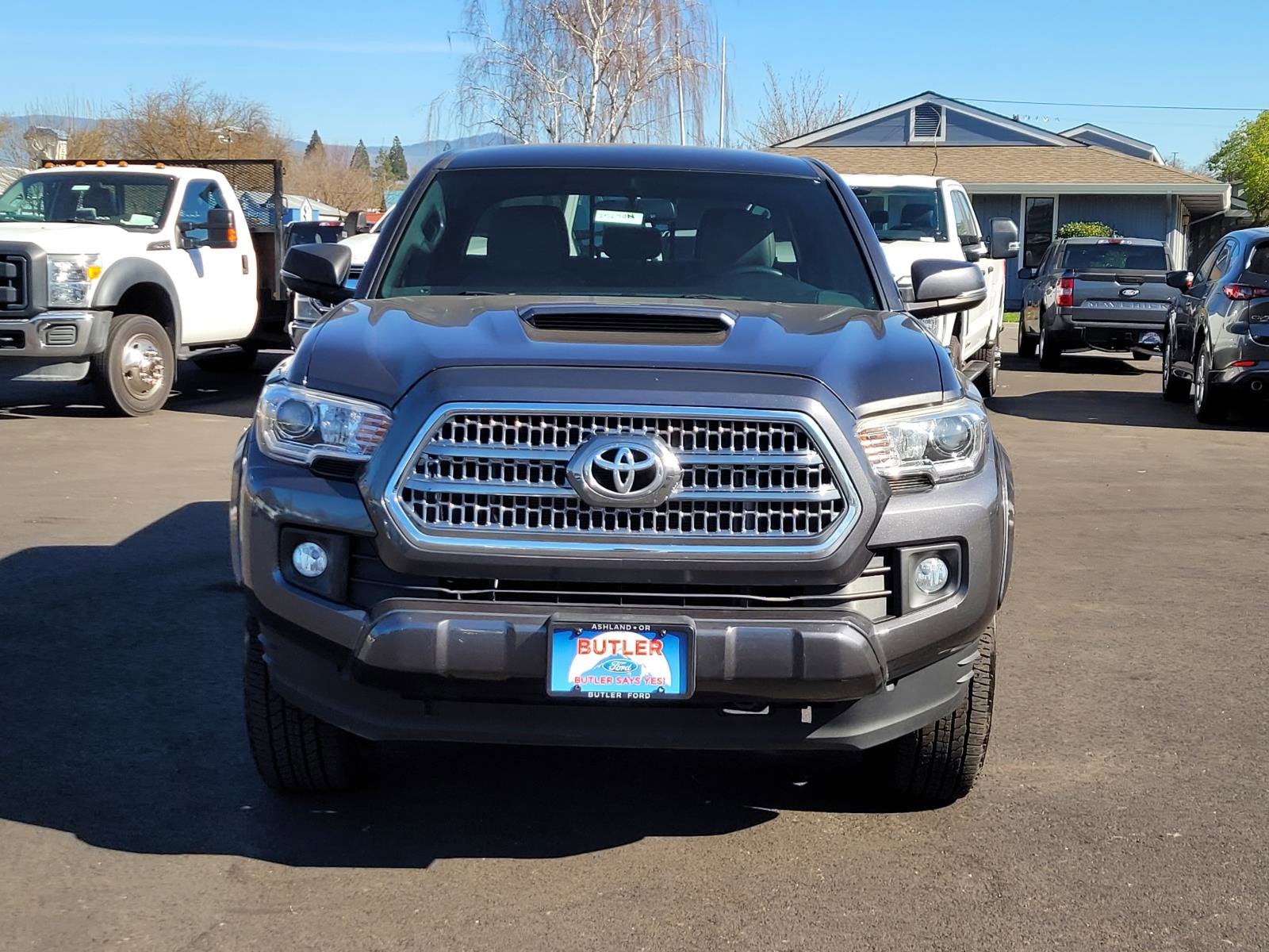 2017 Toyota Tacoma TRD Sport