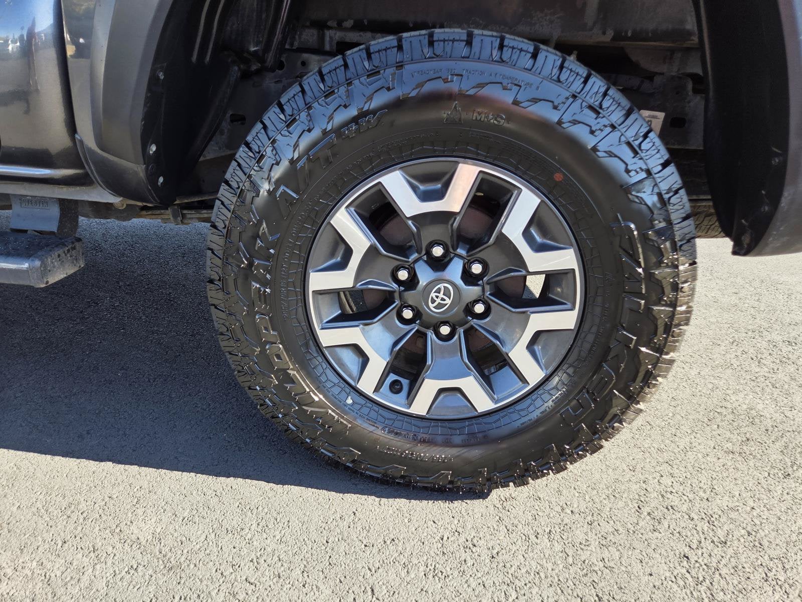 2021 Toyota Tacoma 4WD SR5