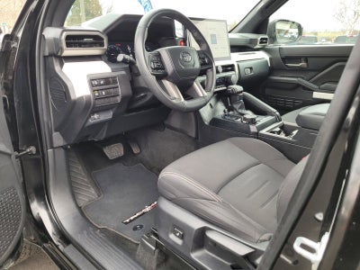 2024 Toyota Tacoma 4WD SR5