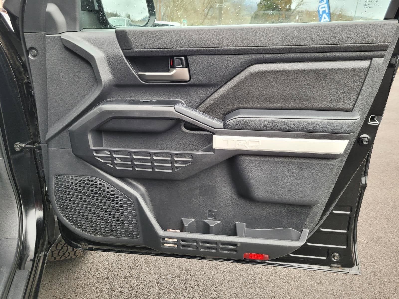 2024 Toyota Tacoma 4WD SR5