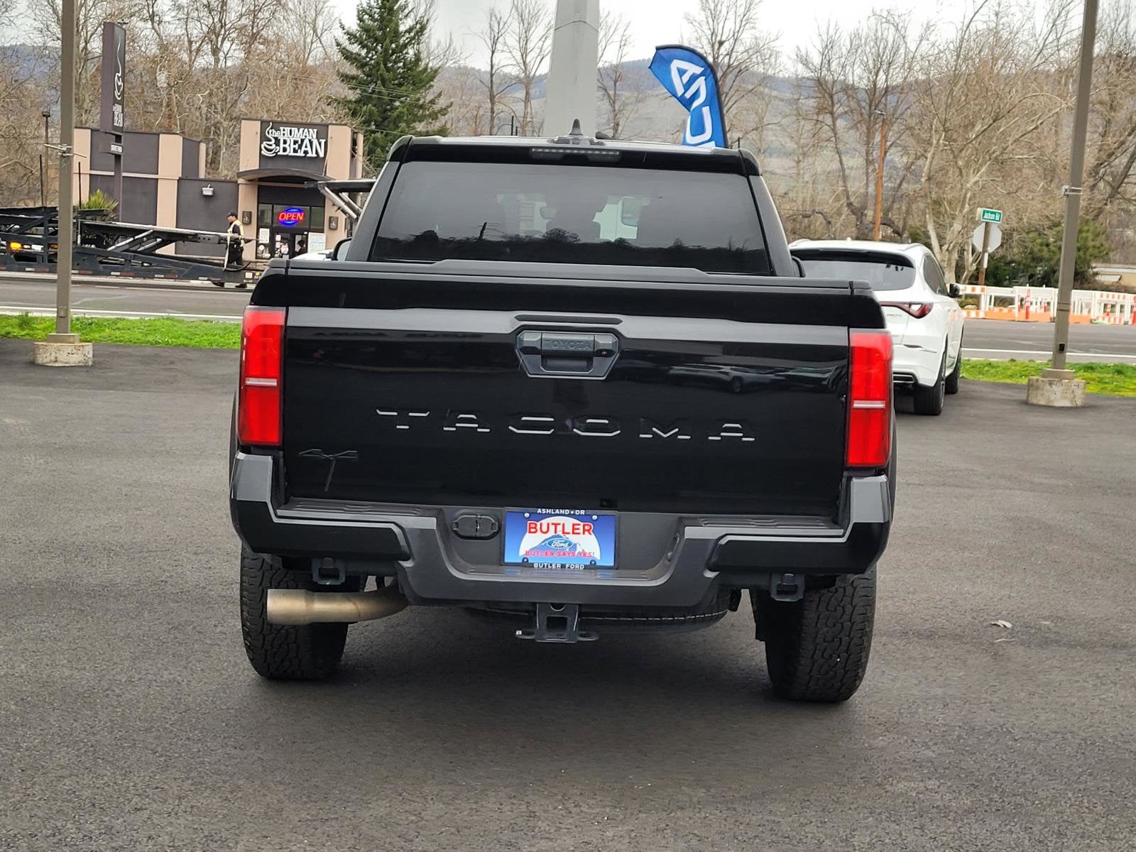 2024 Toyota Tacoma 4WD SR5