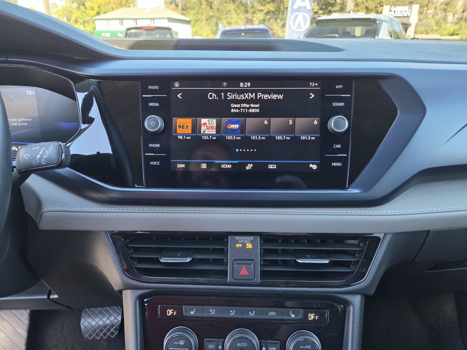 2024 Volkswagen Taos SE