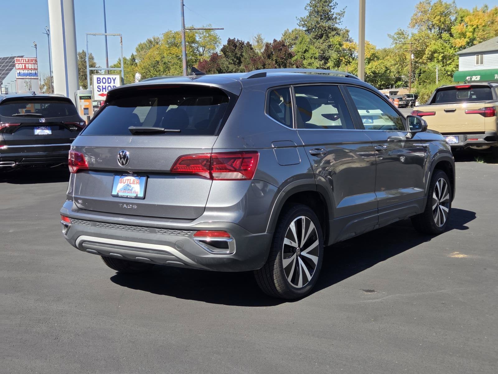 2024 Volkswagen Taos SE