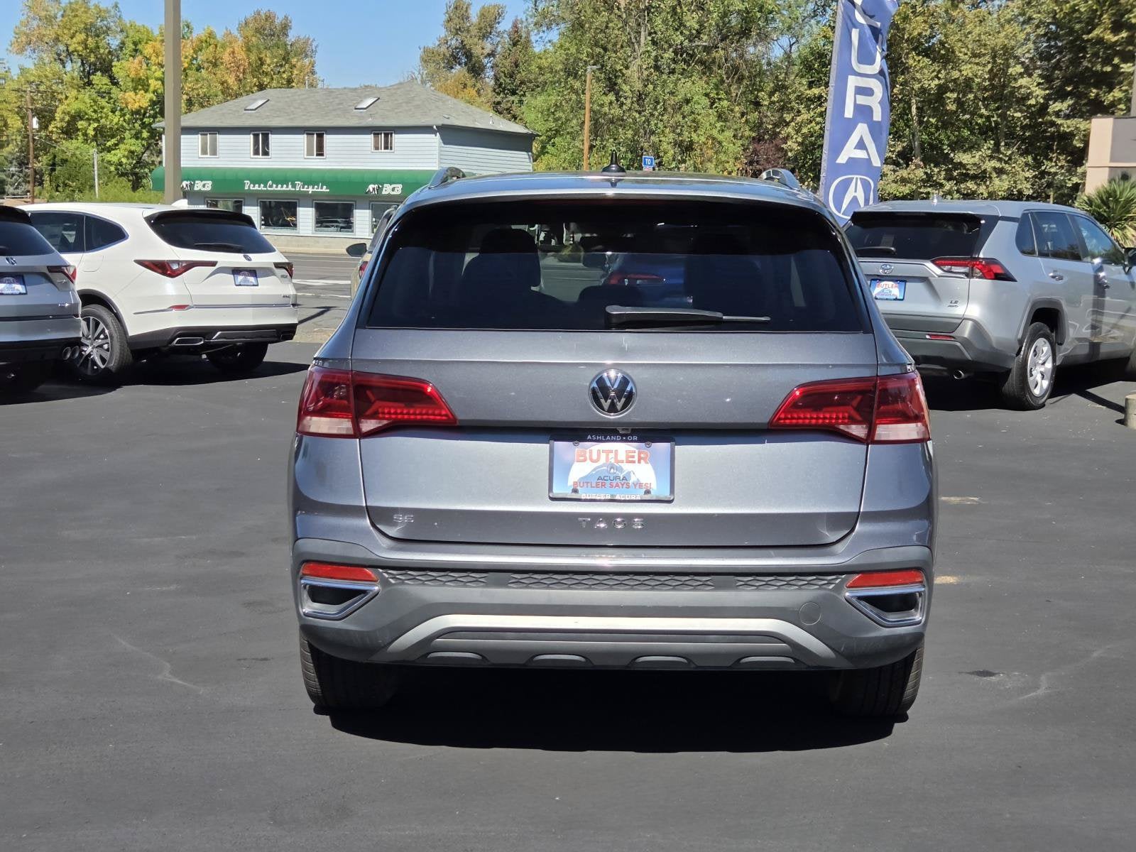 2024 Volkswagen Taos SE