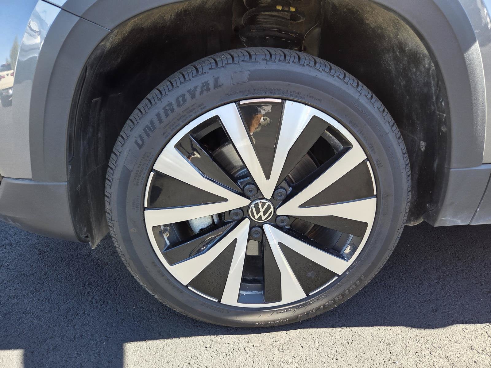 2024 Volkswagen Taos SE