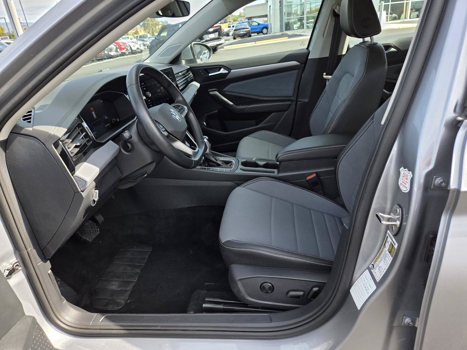 2025 Volkswagen Jetta SE