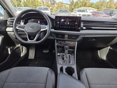 2025 Volkswagen Jetta SE