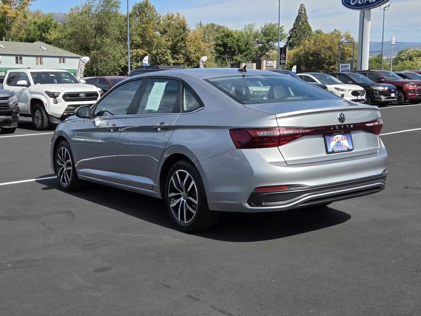 2025 Volkswagen Jetta SE