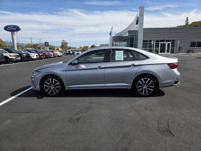 2025 Volkswagen Jetta SE