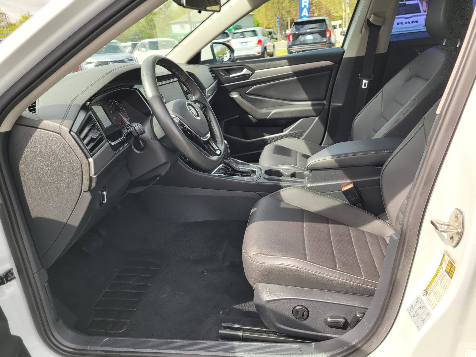 2021 Volkswagen Jetta R-Line