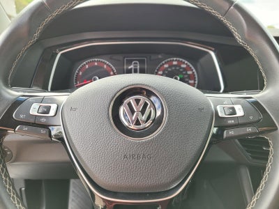 2021 Volkswagen Jetta R-Line