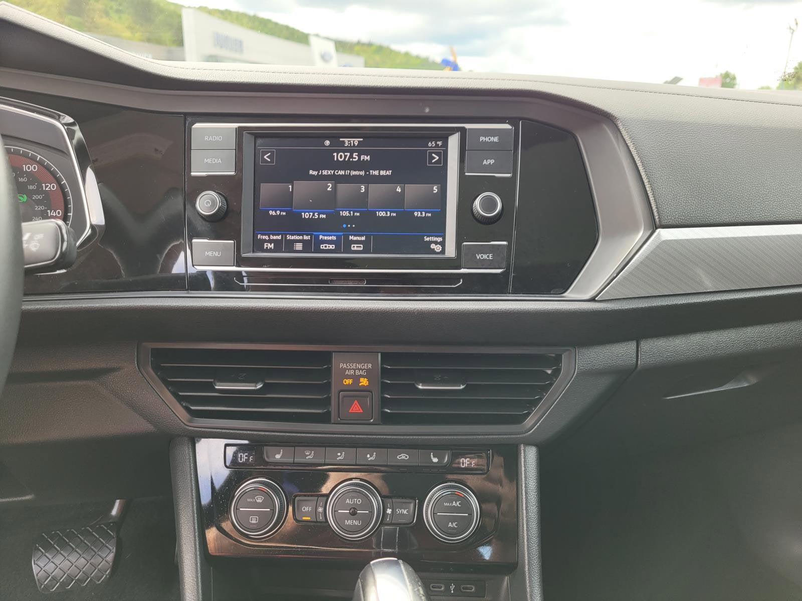 2021 Volkswagen Jetta R-Line